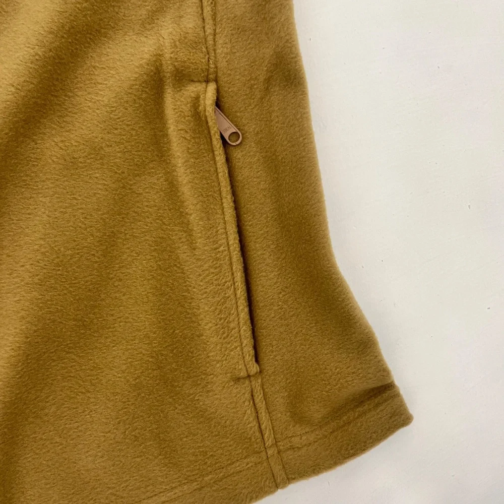 Columbia men steens